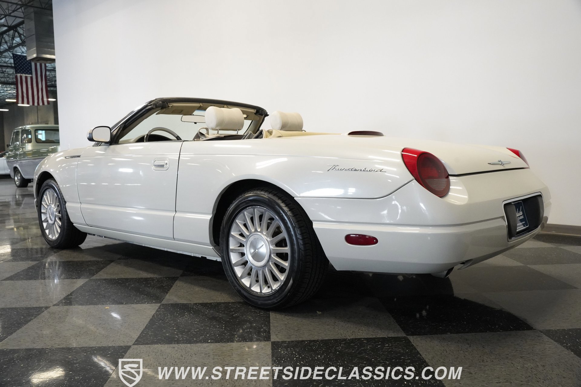 Used 2005 Ford Thunderbird 50th Anniversary image 15