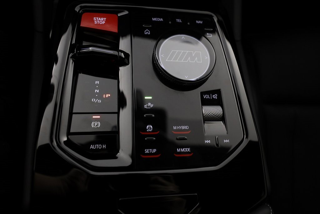 Used 2026 BMW M5 Touring image 39