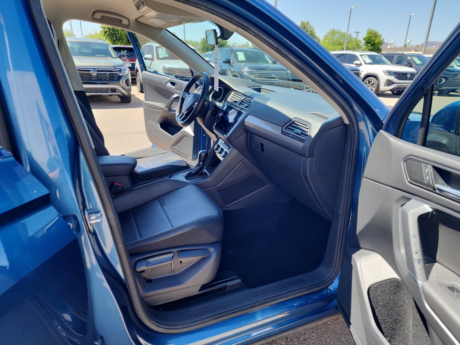 Used 2018 Volkswagen Tiguan S FWD image 19