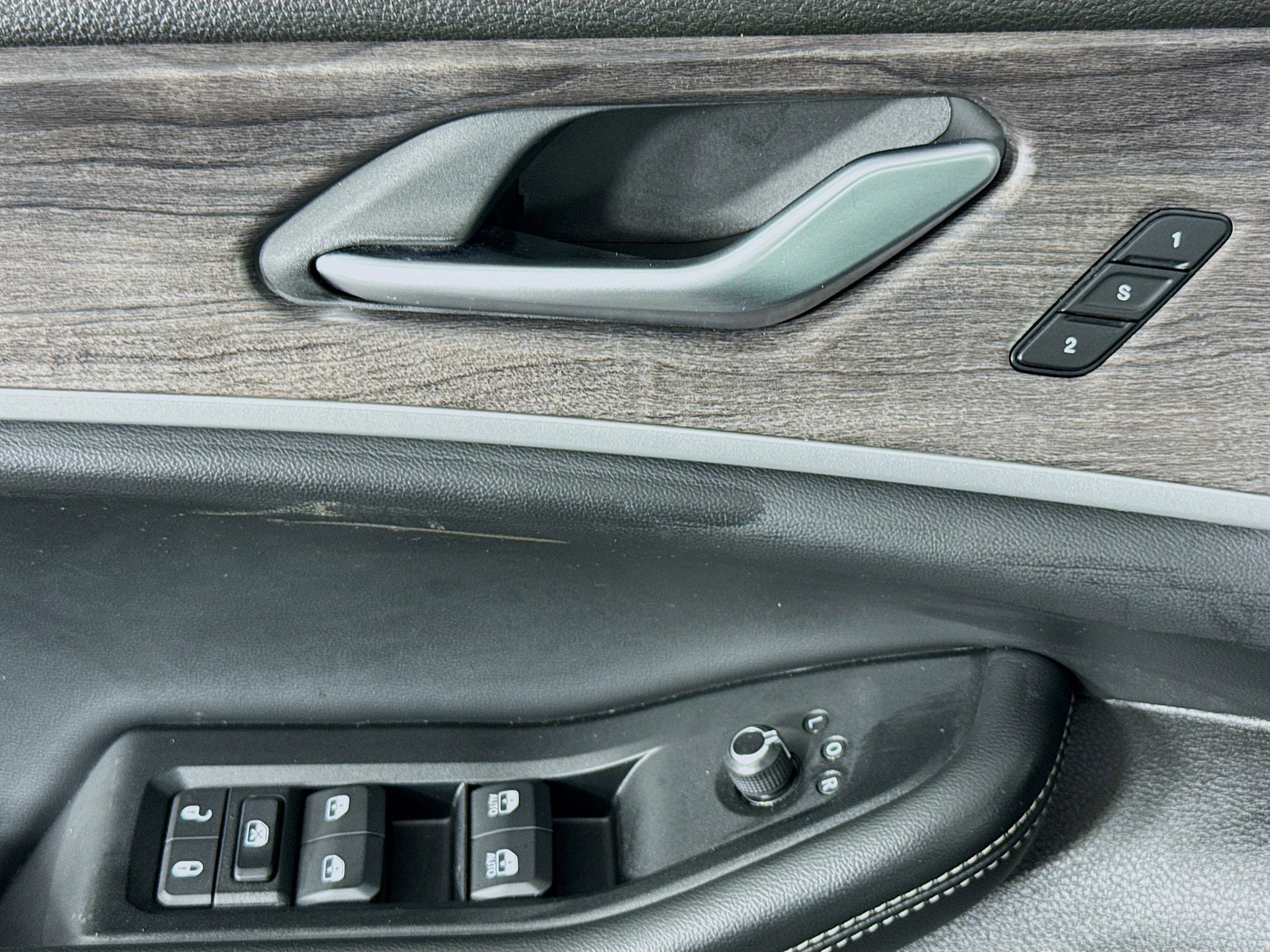 Used 2024 Jeep Grand Cherokee Limited 4xe image 23