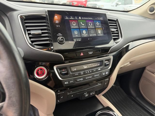 Used 2020 Honda Pilot Touring image 24