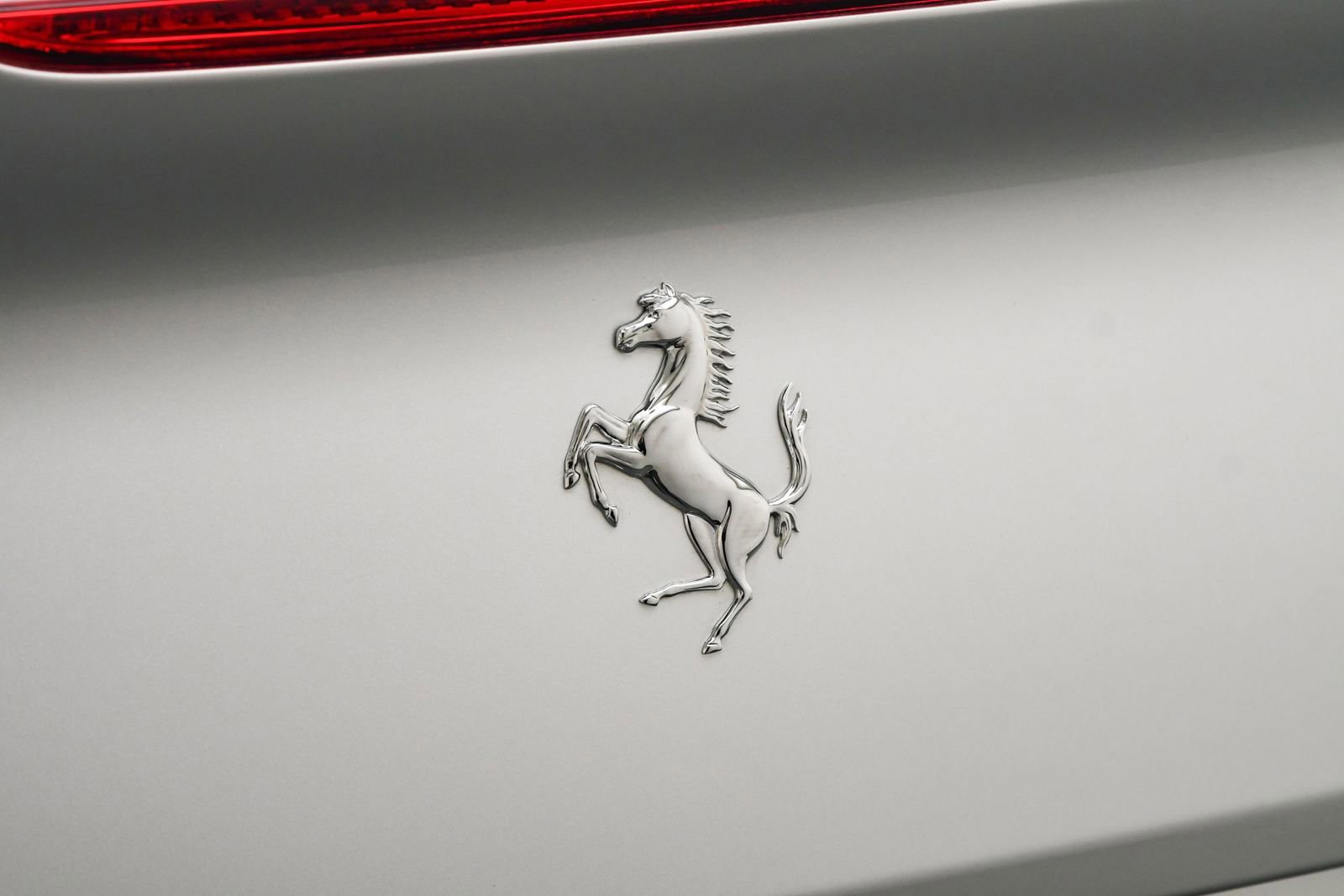 Used 2019 Ferrari Portofino image 24