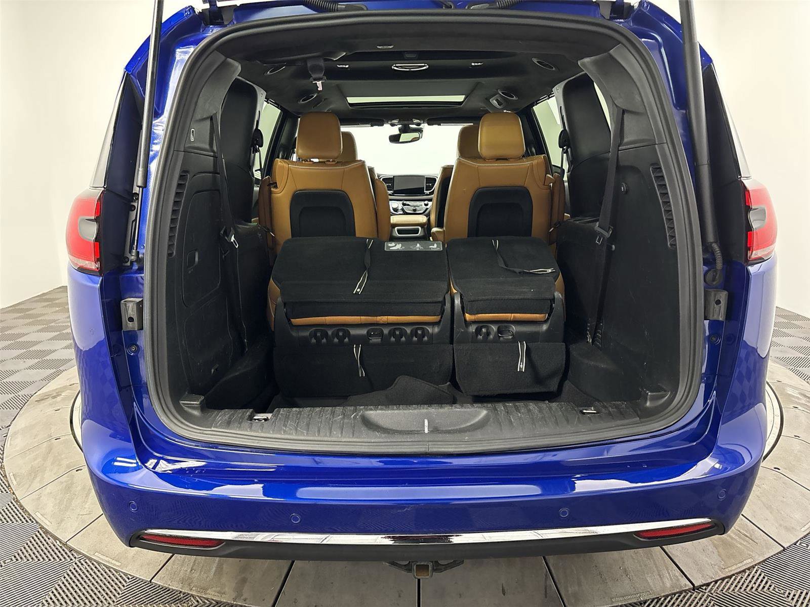 Used 2021 Chrysler Pacifica Pinnacle image 21