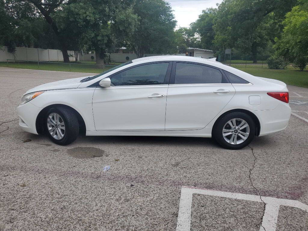 Used 2013 Hyundai Sonata GLS w/ Popular Equipment Pkg FWD image 3