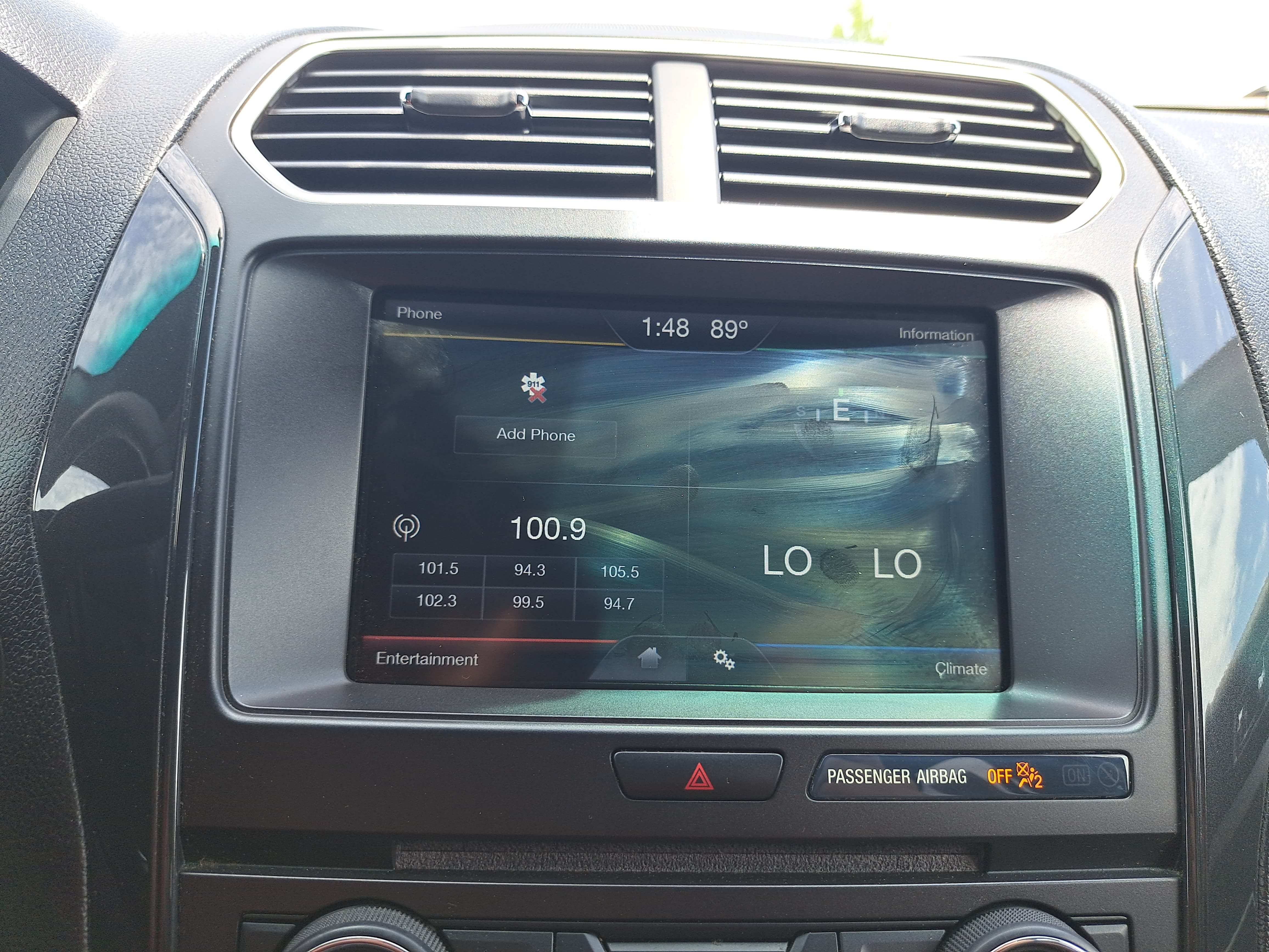 Used 2016 Ford Explorer XLT w/ Equipment Group 201A FWD image 23