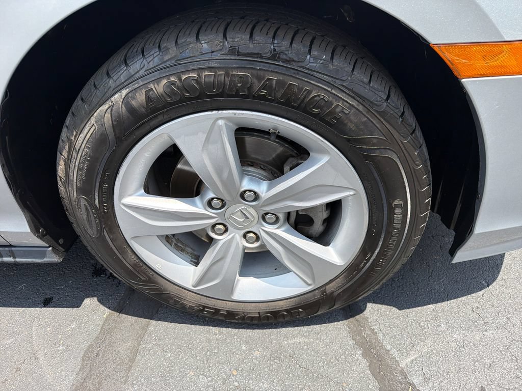 Used 2018 Honda Odyssey EX-L image 18