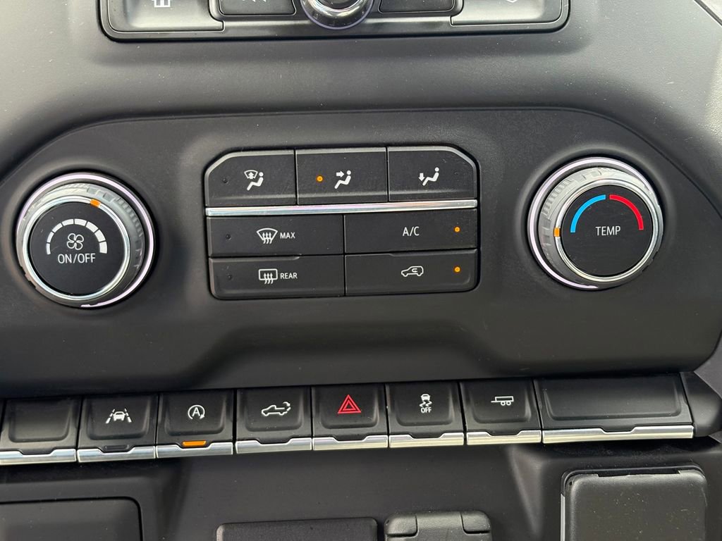 Used 2023 Chevrolet Silverado 1500 Custom RWD image 28