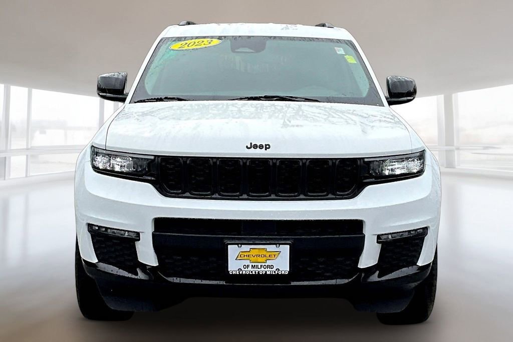Used 2023 Jeep Grand Cherokee L Limited w/ Black Appearance Package image 2