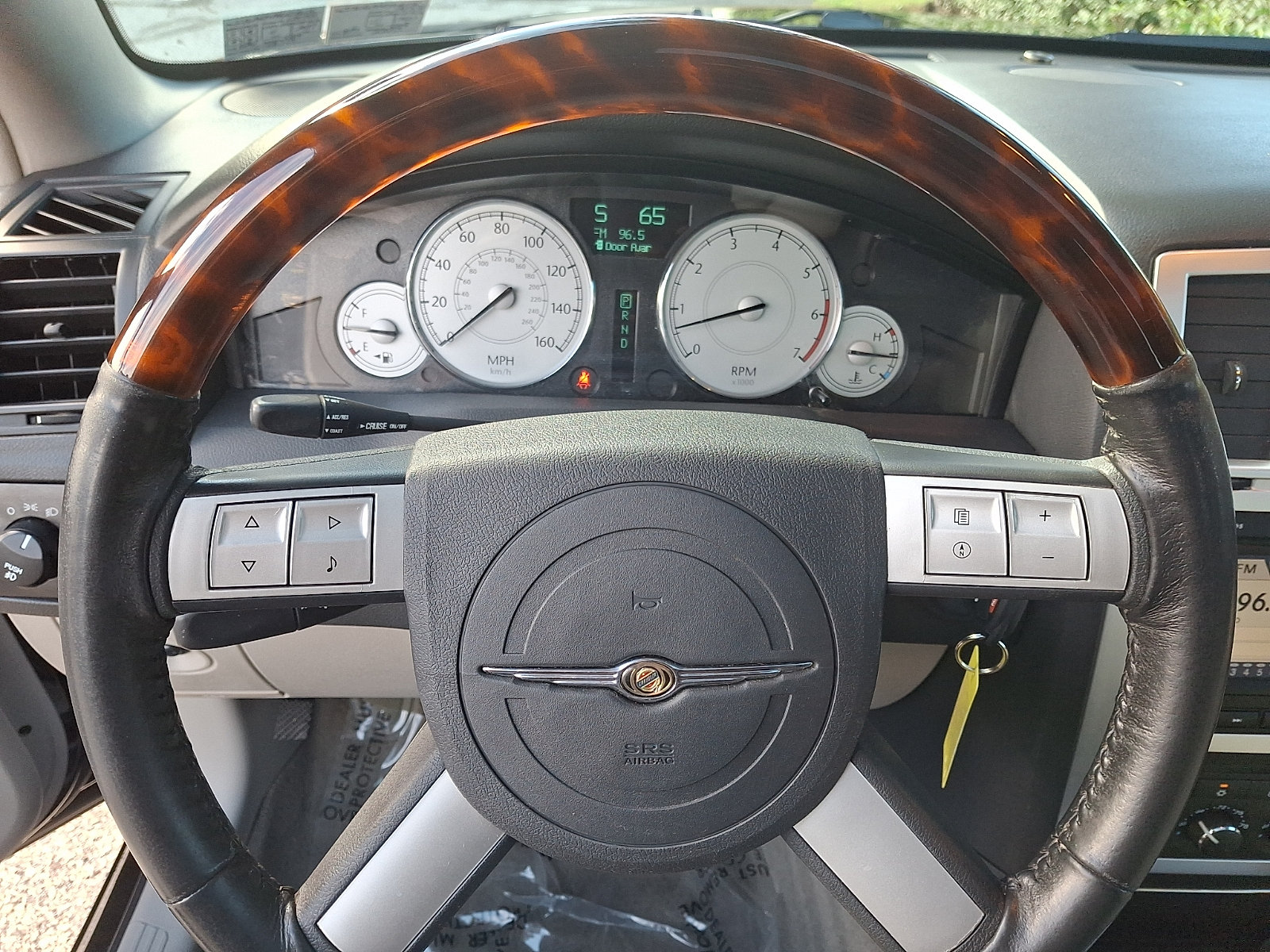 Used 2006 Chrysler 300 C w/ Protection Group II RWD image 20