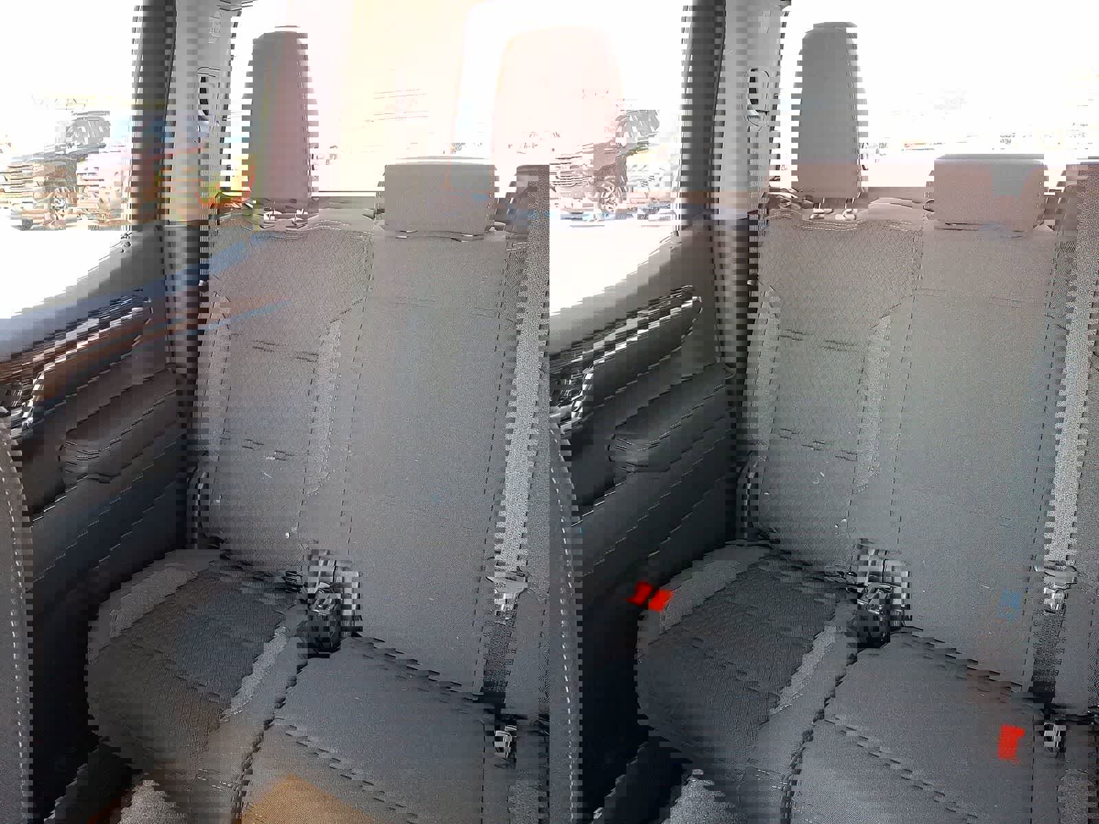 Used 2023 Chevrolet Silverado 1500 LT image 13