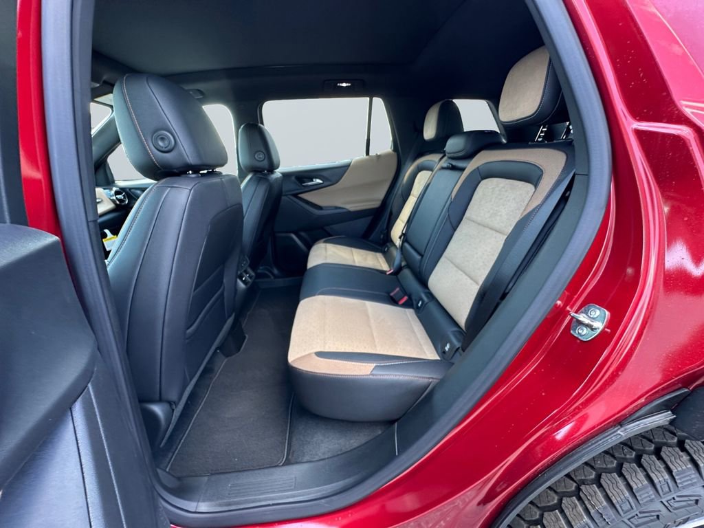 New 2026 Chevrolet Equinox ACTIV AWD/4WD image 13