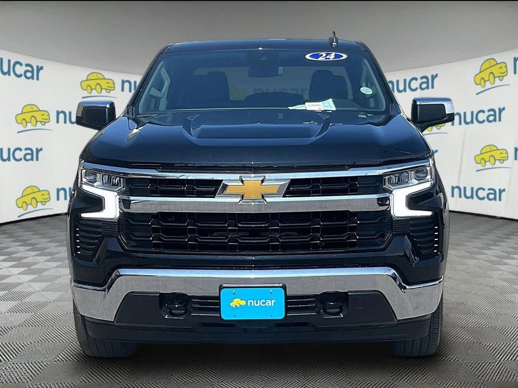 Used 2024 Chevrolet Silverado 1500 LT AWD/4WD image 2