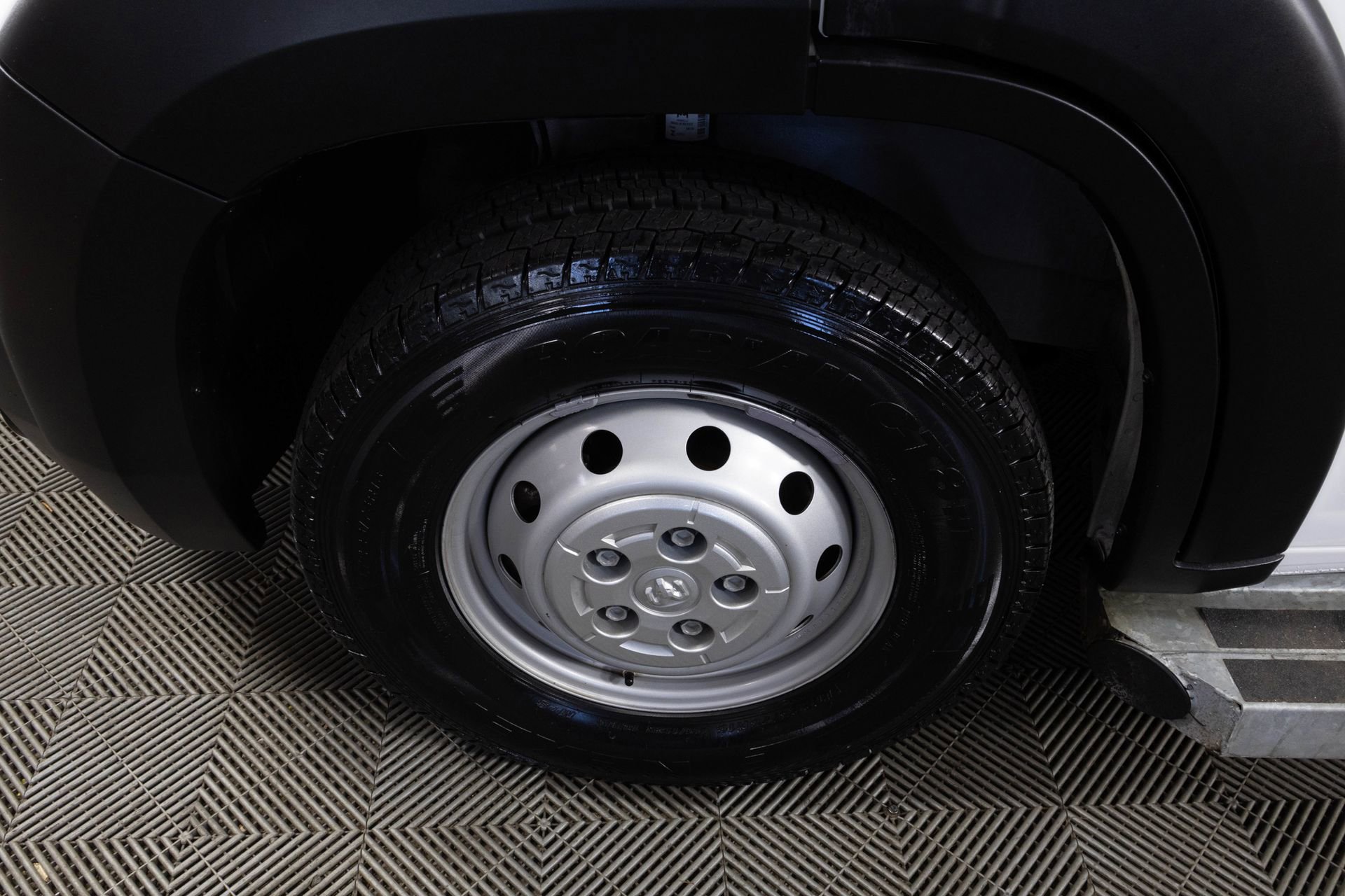 Used 2023 RAM ProMaster 2500 image 38