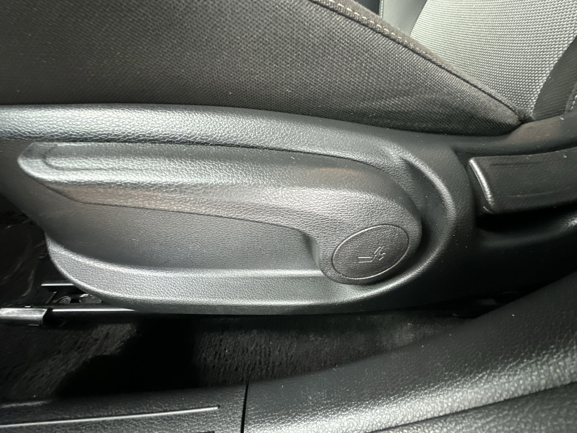 Certified 2023 Kia Forte LXS image 14