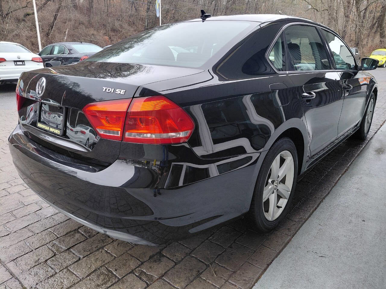 Used 2013 Volkswagen Passat TDI SE image 6