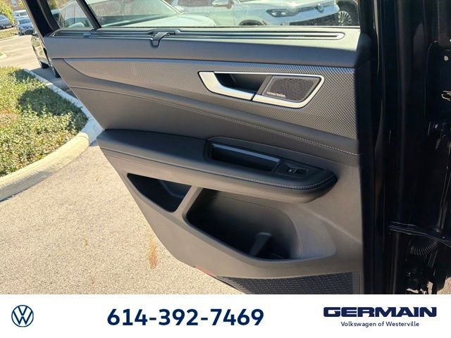 New 2026 Volkswagen Atlas Cross Sport SEL Premium R-Line image 17