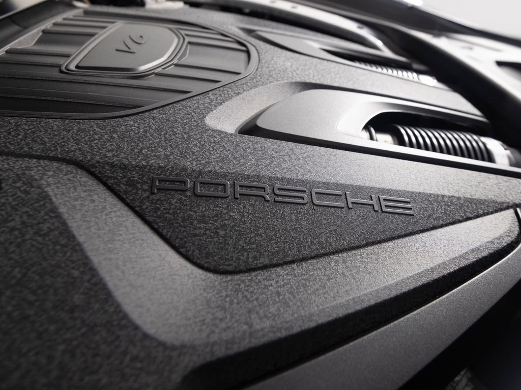 Certified 2023 Porsche Panamera 4 Platinum Edition AWD/4WD image 49