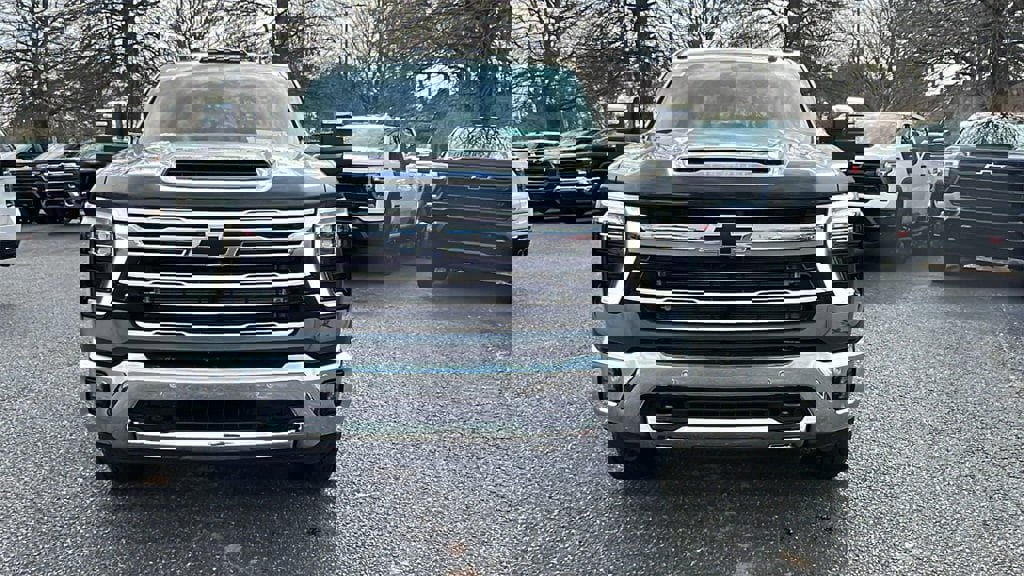 New 2026 Chevrolet Silverado 2500 LTZ w/ LTZ Convenience Package image 2