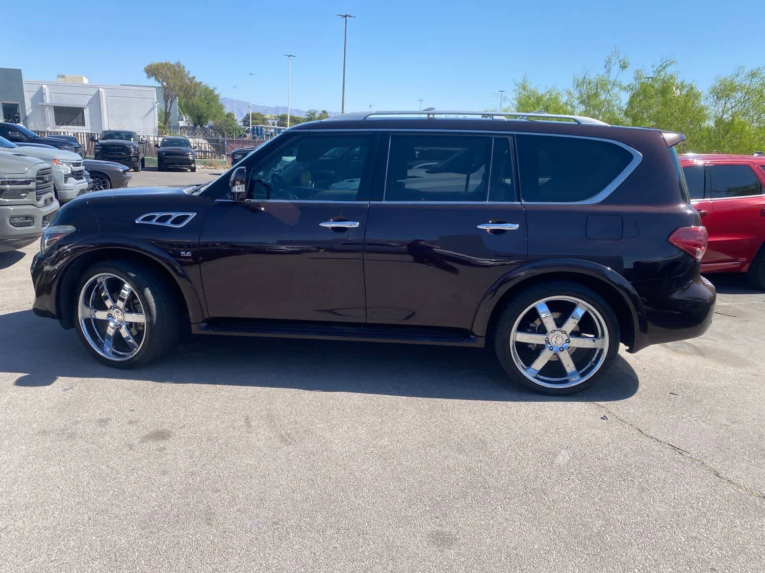 Used 2015 INFINITI QX80 4WD w/ 22" Wheel Package image 9