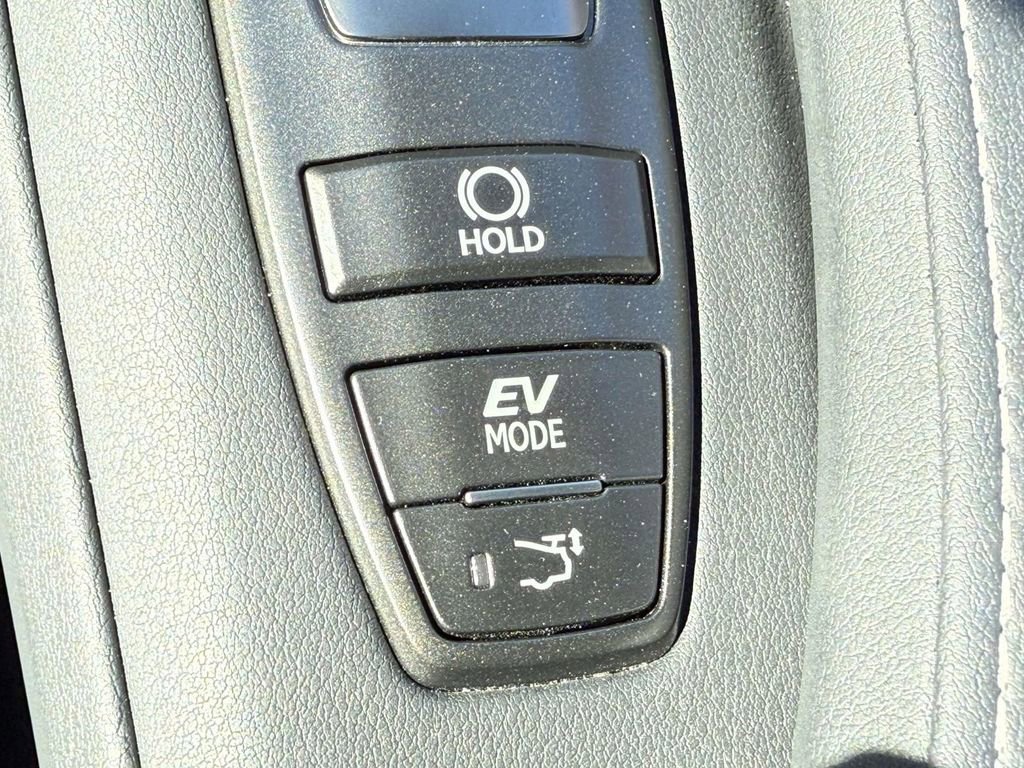 Used 2019 Lexus LC 500h image 25