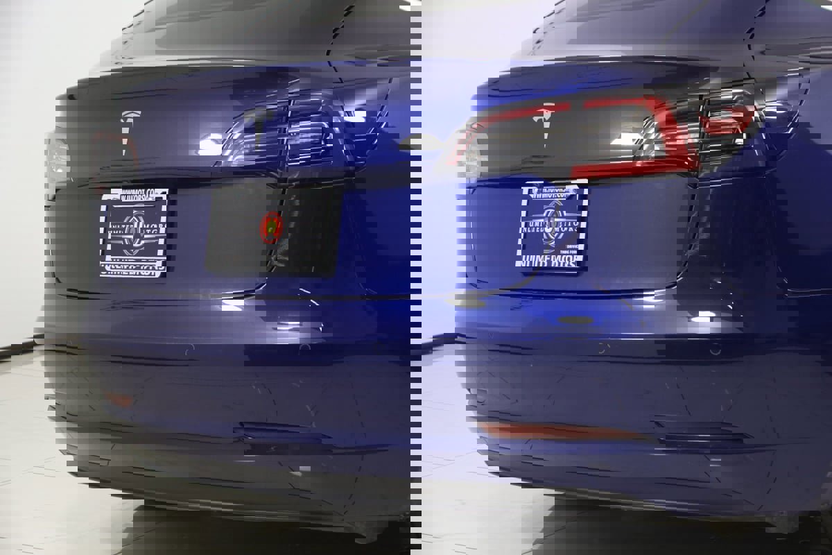 Used 2020 Tesla Model 3 Standard Range image 44