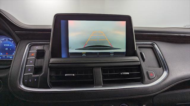 Used 2023 Chevrolet Suburban Premier image 31
