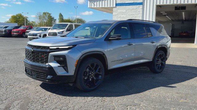 New 2026 Chevrolet Traverse RS w/ LPO, Floor Liner Package image 4