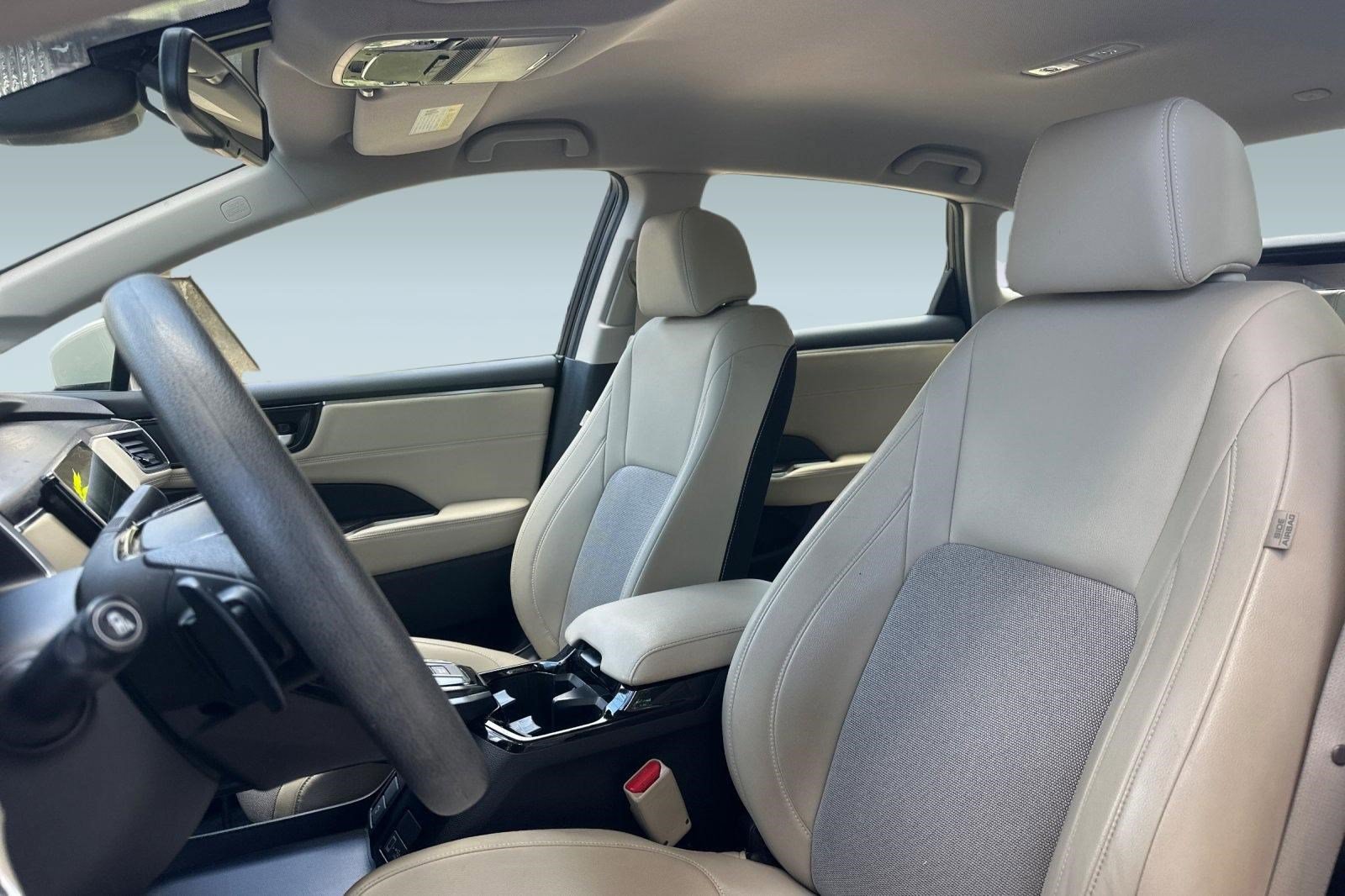 Used 2018 Honda Clarity Plug-In Hybrid image 5