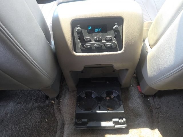 Used 2003 Chevrolet Tahoe LT AWD/4WD image 24