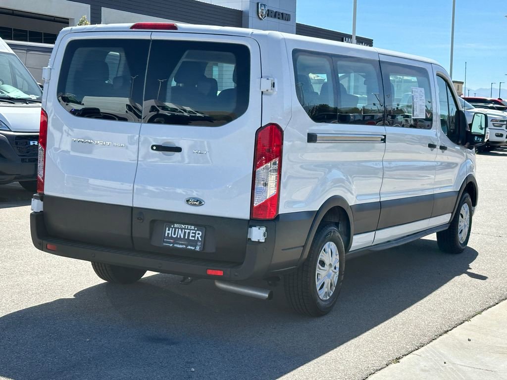 Used 2023 Ford Transit 350 XLT image 7