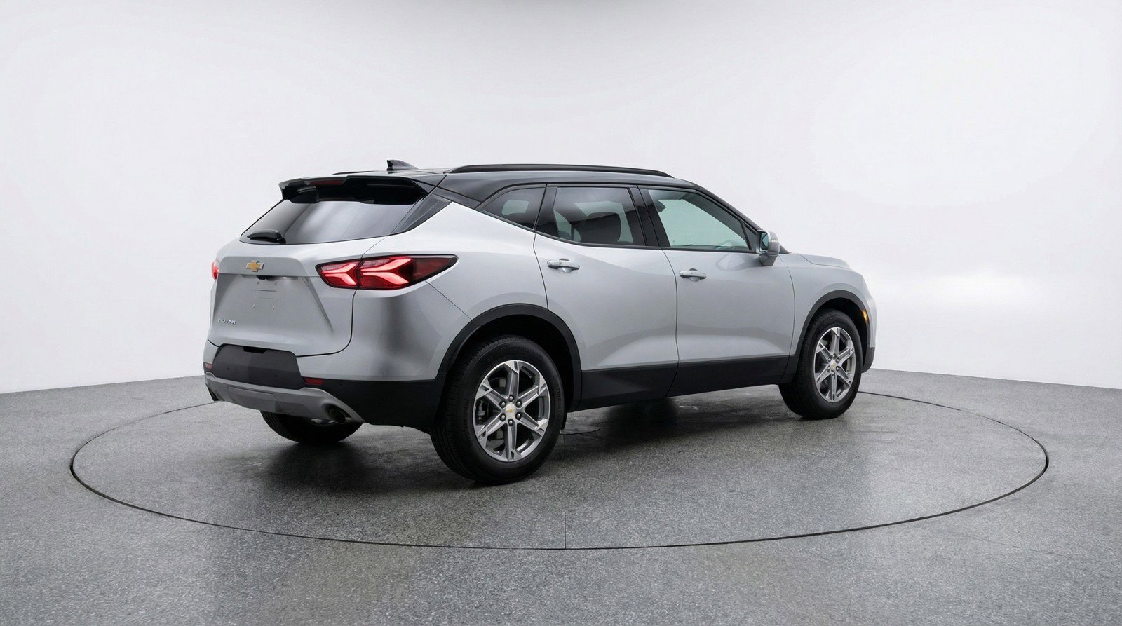 Used 2025 Chevrolet Blazer LT image 9