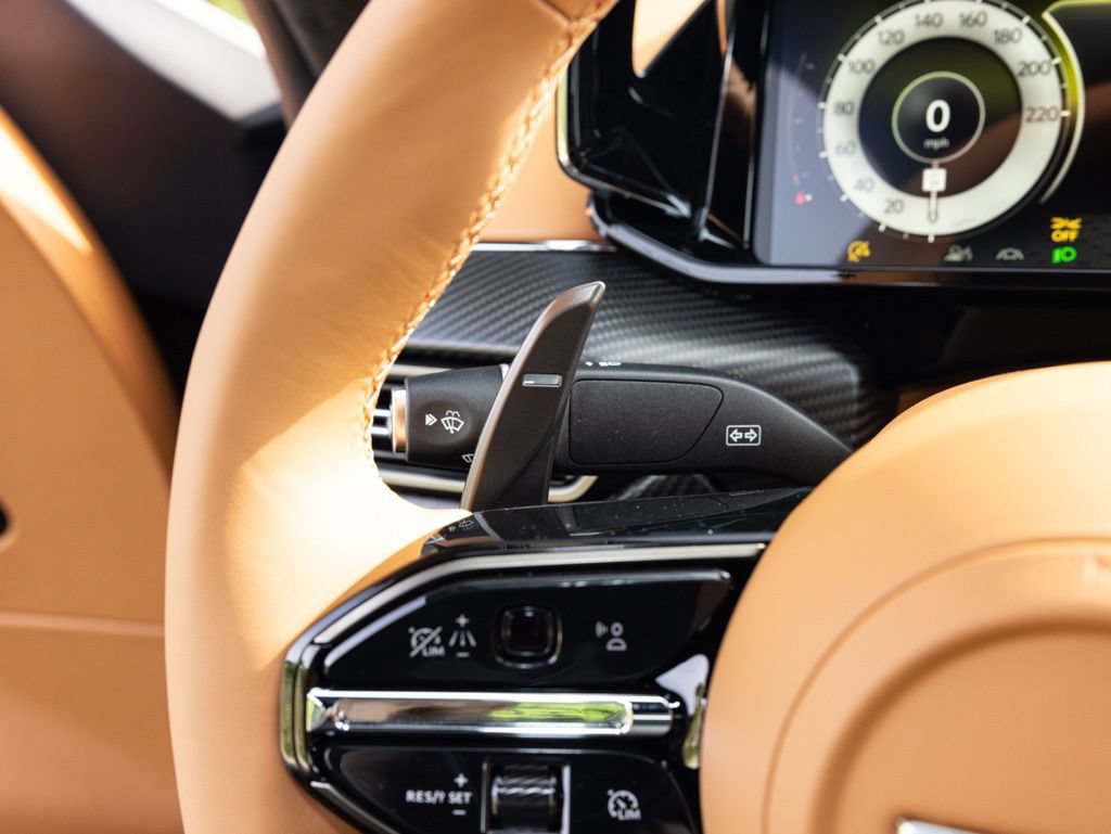 New 2026 Aston Martin V8 Vantage S RWD image 35