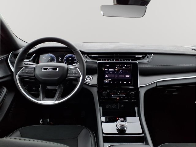 New 2025 Jeep Grand Cherokee 4WD image 11