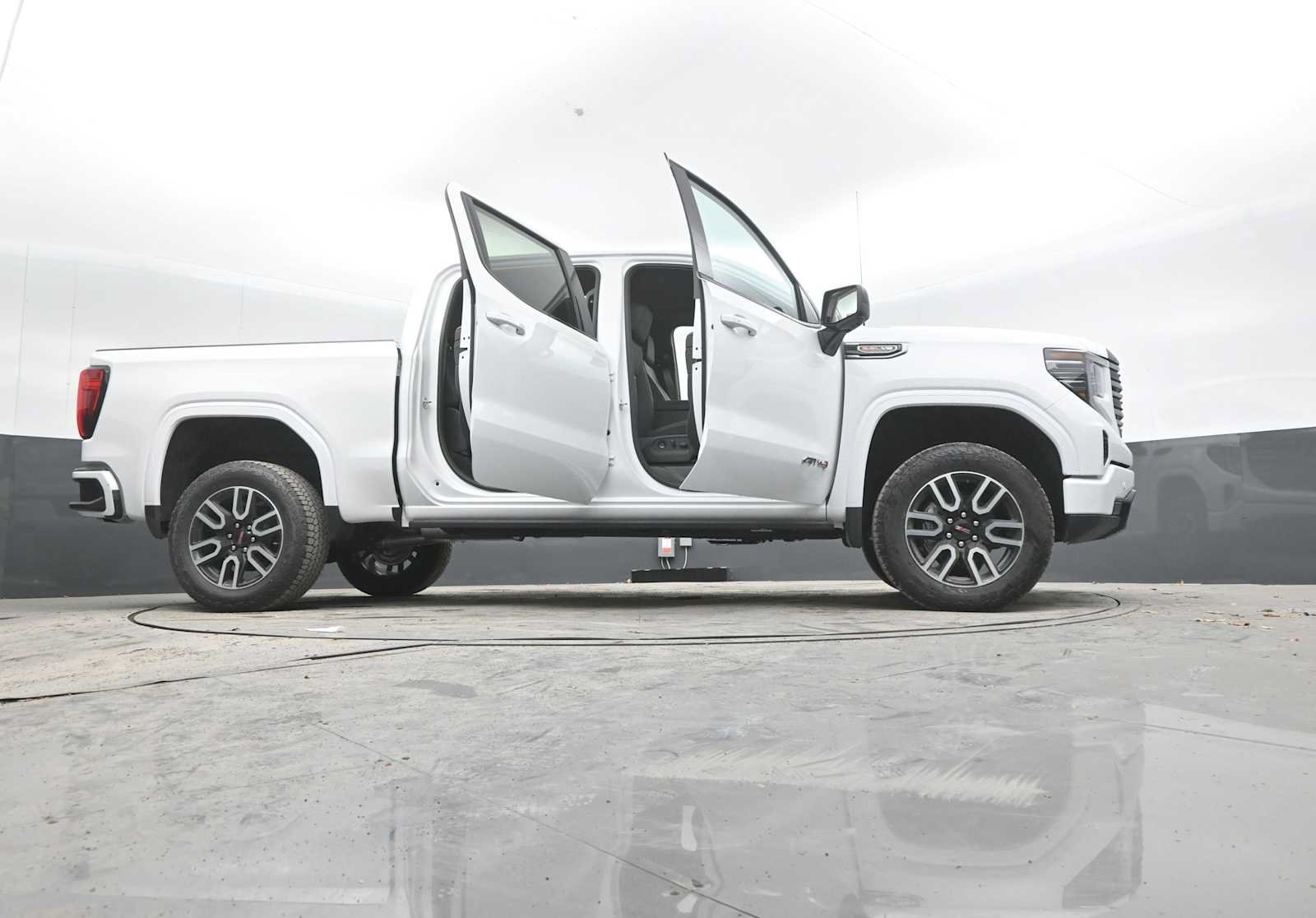 New 2026 GMC Sierra 1500 AT4 w/ AT4 Premium Package AWD/4WD image 52