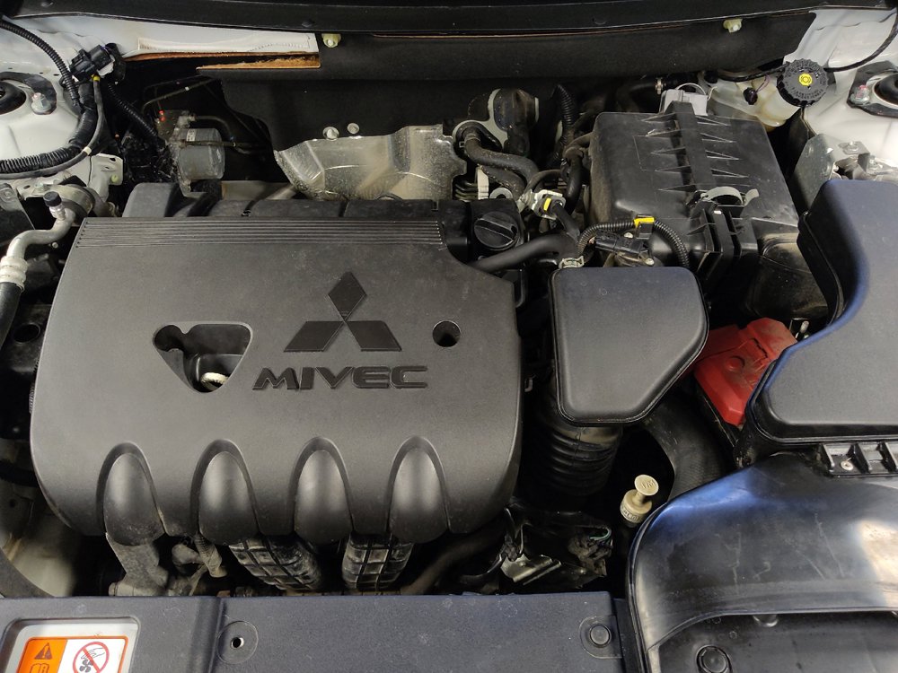 Used 2020 Mitsubishi Outlander SEL AWD/4WD image 30
