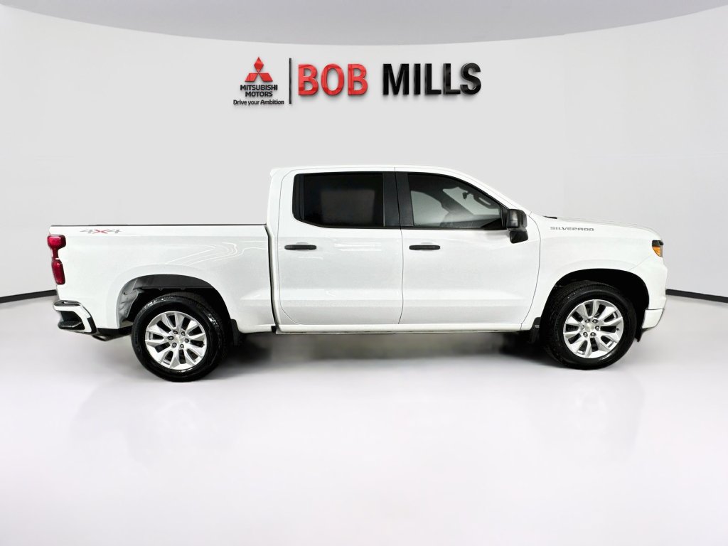 Used 2022 Chevrolet Silverado 1500 Custom AWD/4WD image 8