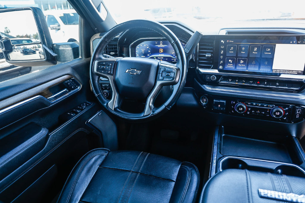 Used 2024 Chevrolet Silverado 3500 High Country w/ Technology Package AWD/4WD image 34