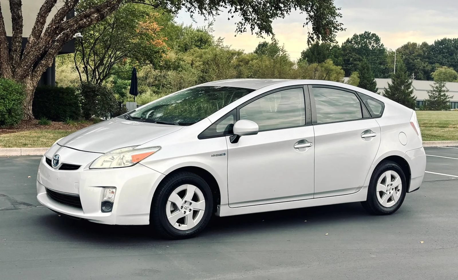 Used 2010 Toyota Prius Two FWD image 6