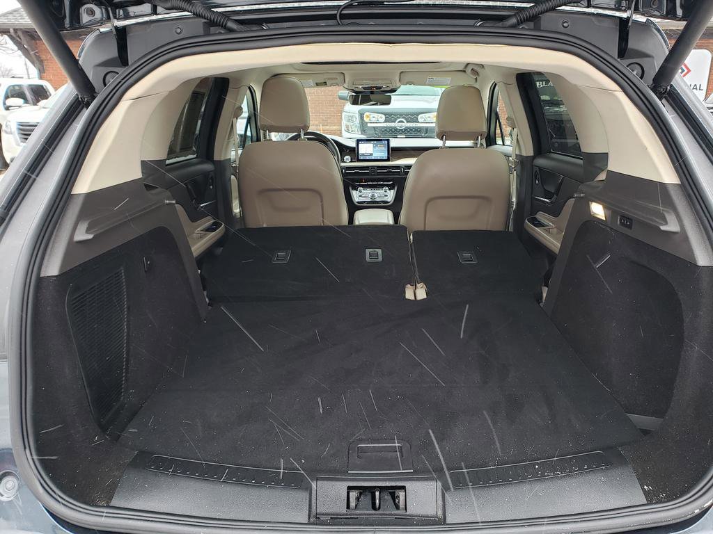 Used 2021 Lincoln Corsair Reserve w/ Elements Package image 8