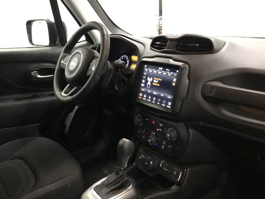 Used 2022 Jeep Renegade Latitude w/ Convenience Group image 25