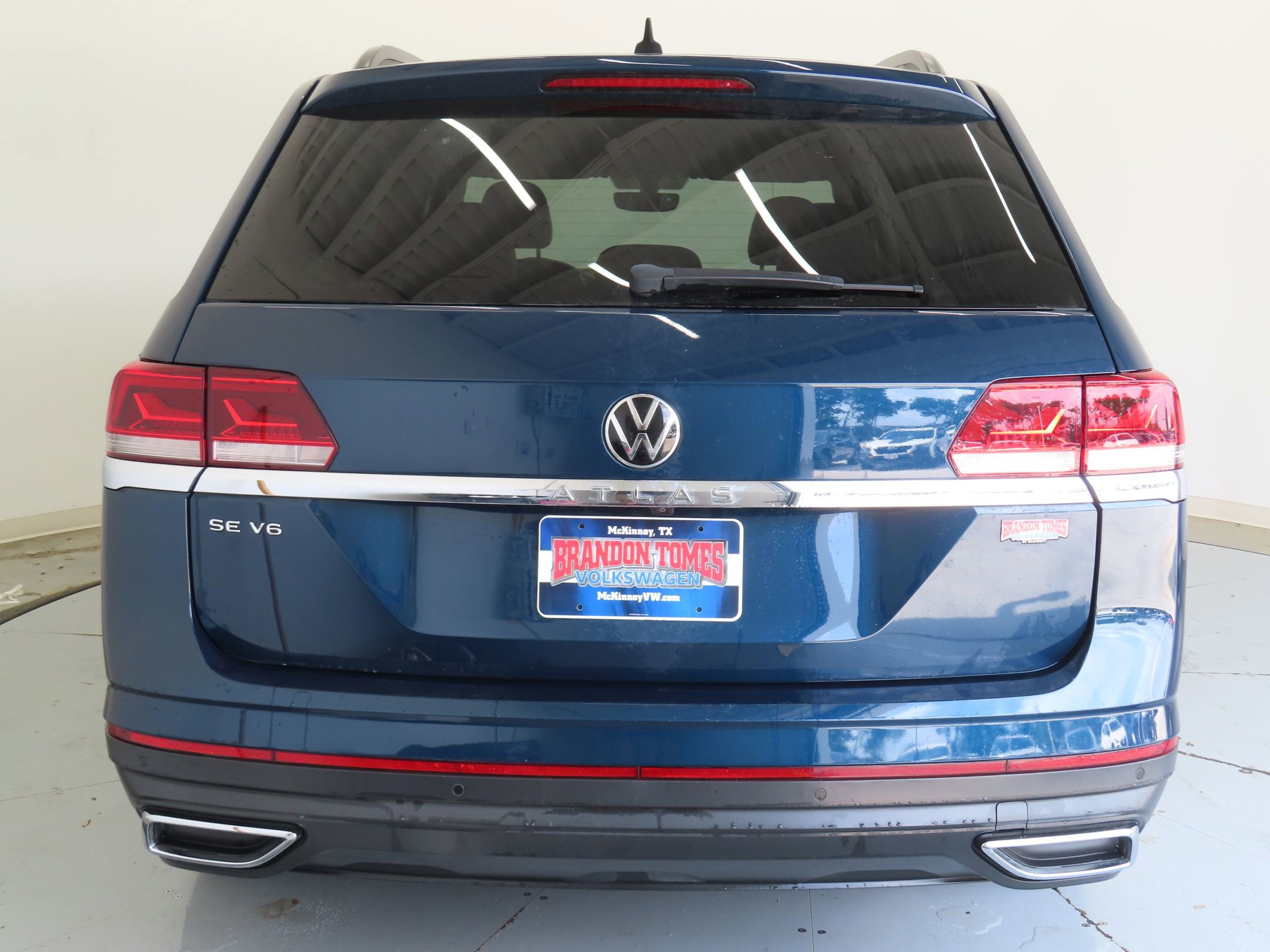 Used 2021 Volkswagen Atlas SE FWD image 4