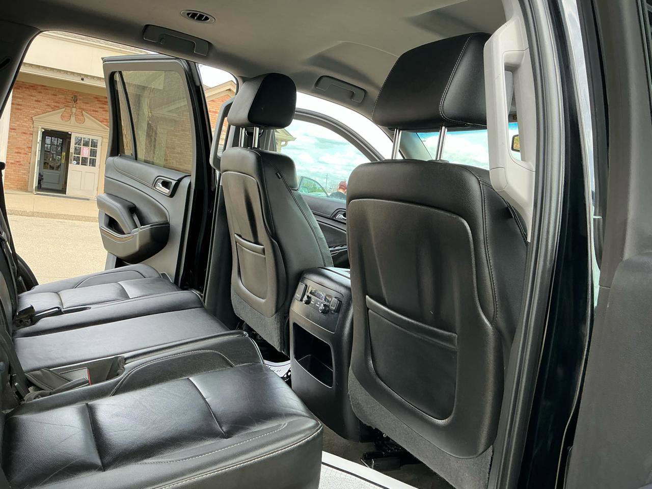 Used 2015 Chevrolet Tahoe LT image 20