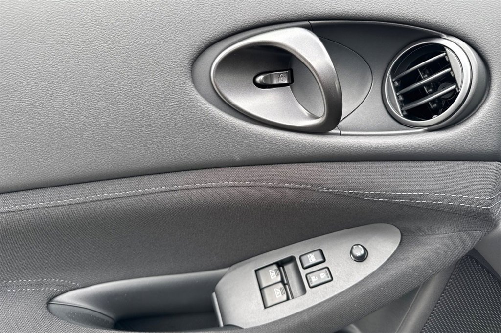 Used 2024 Nissan Z Sport w/ Floor Mat Package image 11