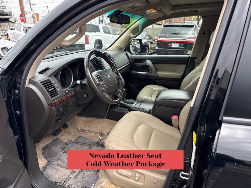Used 2011 Toyota Land Cruiser w/ Upgrade Pkg image 14