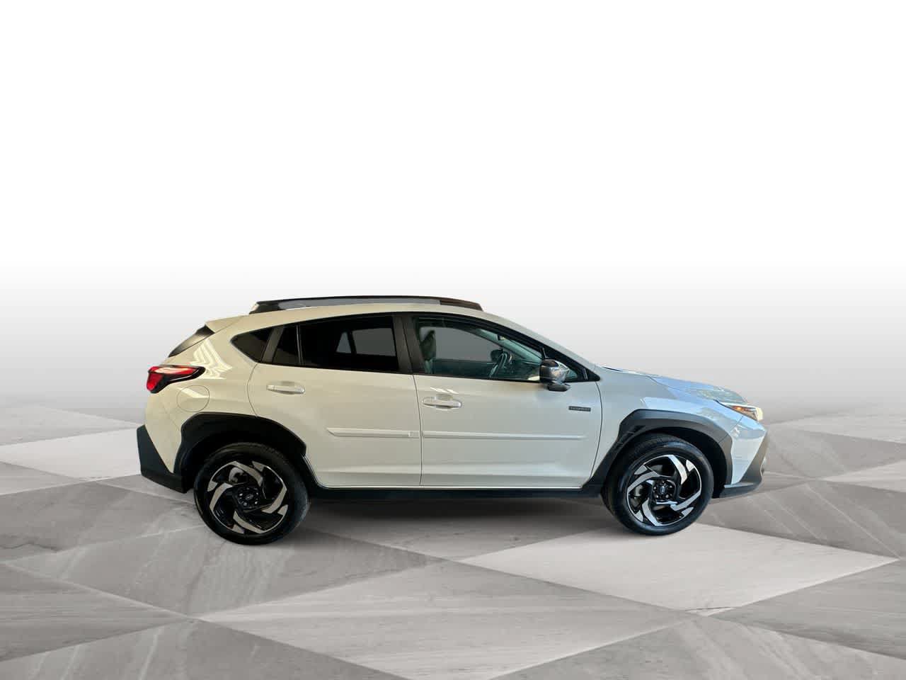Used 2026 Subaru Crosstrek 2.5i Limited w/ Crosstrek Mirror Package AWD/4WD image 9