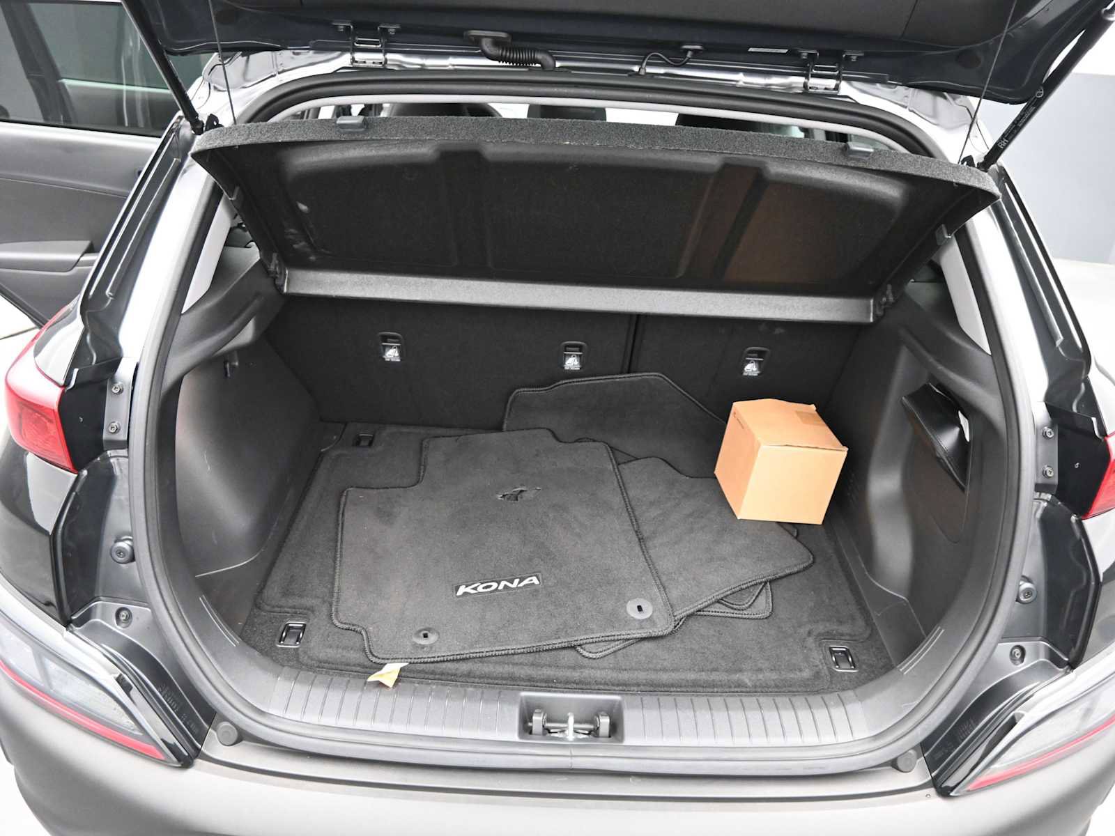 Used 2023 Hyundai Kona SEL image 13