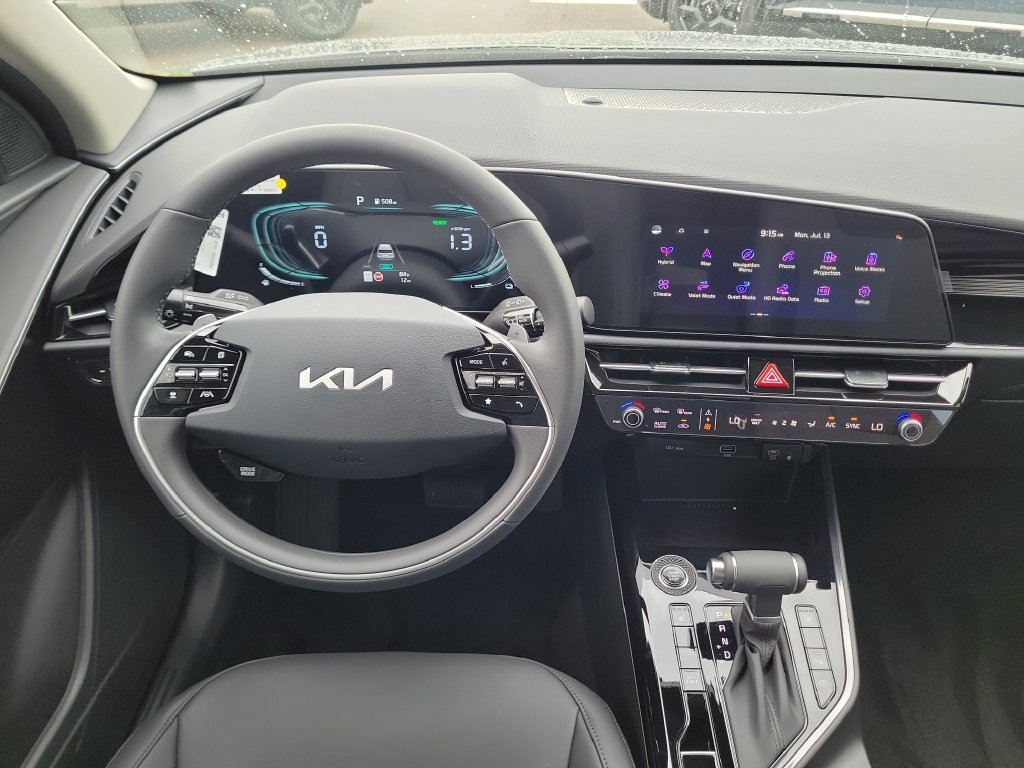 New 2026 Kia Niro EX FWD image 18