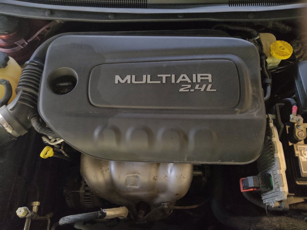 Used 2015 Chrysler 200 Limited w/ Convenience Group FWD image 30