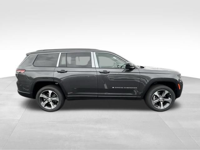New 2026 Jeep Grand Cherokee L Limited AWD/4WD image 8