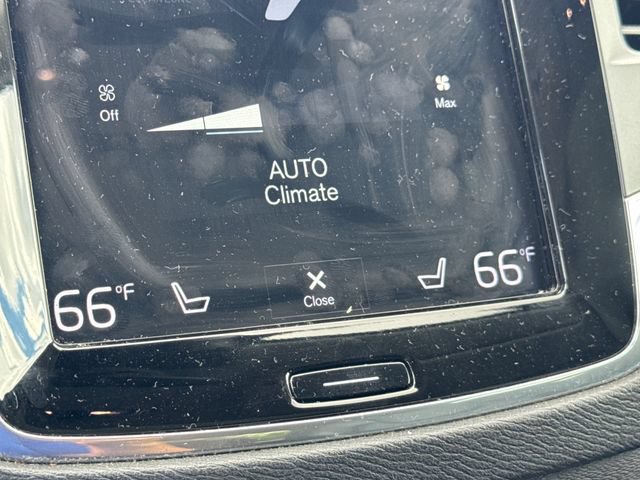 Used 2018 Volvo XC90 T5 Momentum w/ Convenience Package AWD/4WD image 25